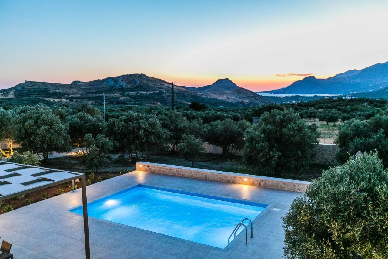 Villa Anemolia Lefkogeia 외부 사진